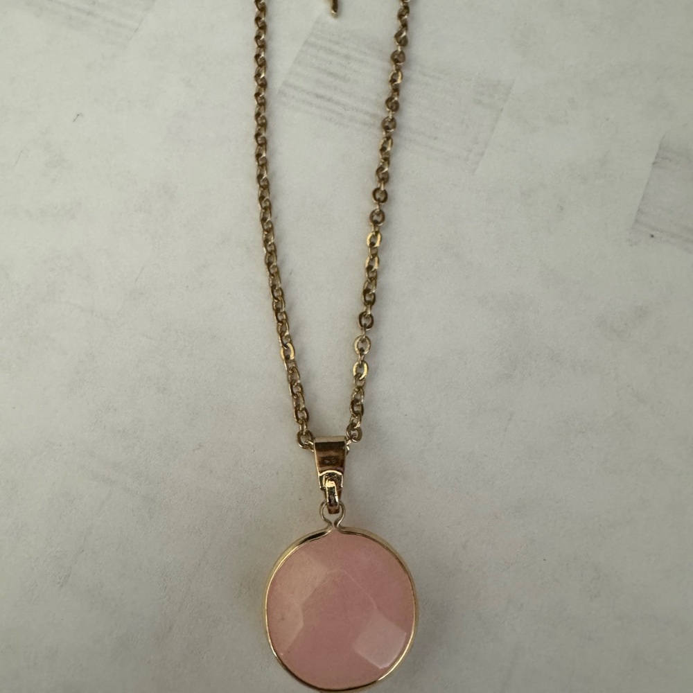 BaubleBar Gold and Pink Pendant Necklace